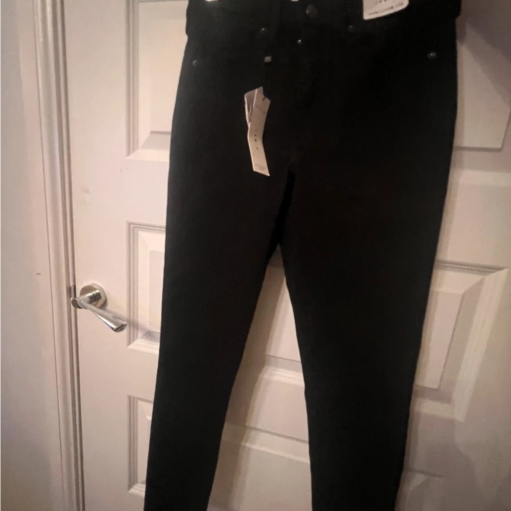Topshop Black Skinny Jeans Sleek Design